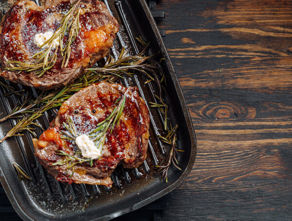 Medium beef steak grill pan